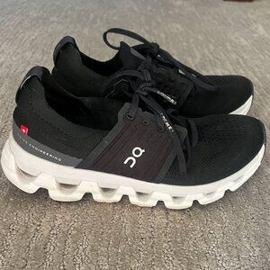 On Cloud Women's: Size 7